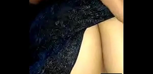  indian lady show boobs in whatsapp video call